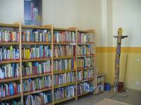 Schulbibliothek mit ca. 4000 B&uuml;chern